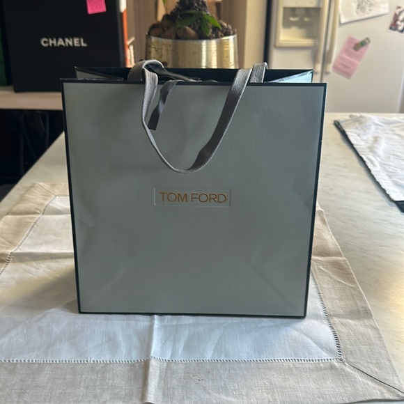 TOM FORD✨ 🌟✨Luxury Designer Bags and Boxes for Sale!✨🌟 - Picture 1 of 12